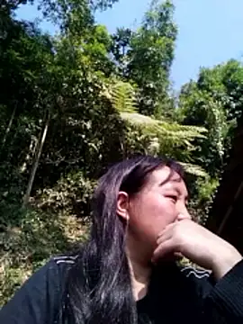 miss-su online show from February 6, 7:12 am