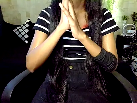 Snapshot of fairy_princess chatting on October 26, 10:33 am fairy princess online show from October 26, 10:33 am