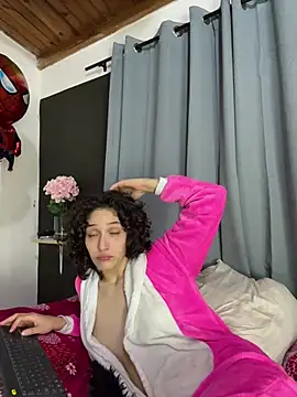 TeensNews18 online show from April 4, 11:47 pm