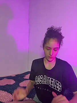 TeensNews18 online show from May 30, 3:15 am