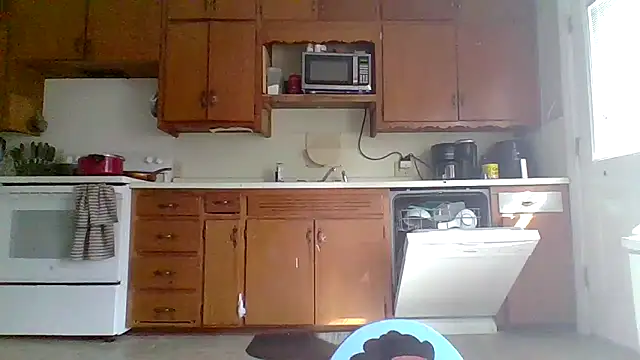 Bored Grandma online show from March 9, 9:29 pm