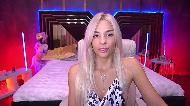 BellaRayyy online show from October 27, 9:31 pm