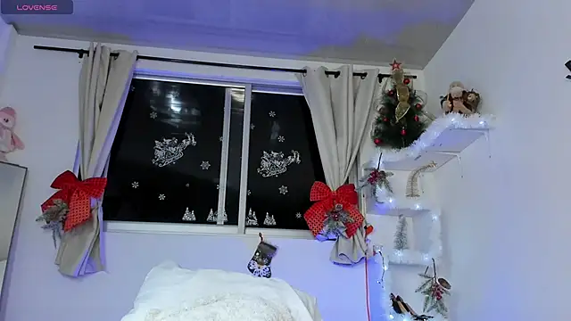 Selenafox 0 online show from November 19, 2:00 am