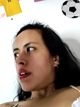 Queen Ashly online show from June 12, 3:03 am