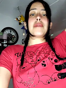 Queen Ashly online show from June 14, 2:24 am