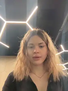 SMELLSEX online show from November 10, 7:31 pm