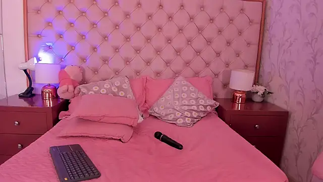 sweetabbey online show from October 30, 3:31 am