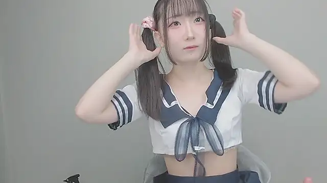 Hanna xxx cute online show from November 29, 11:14 am