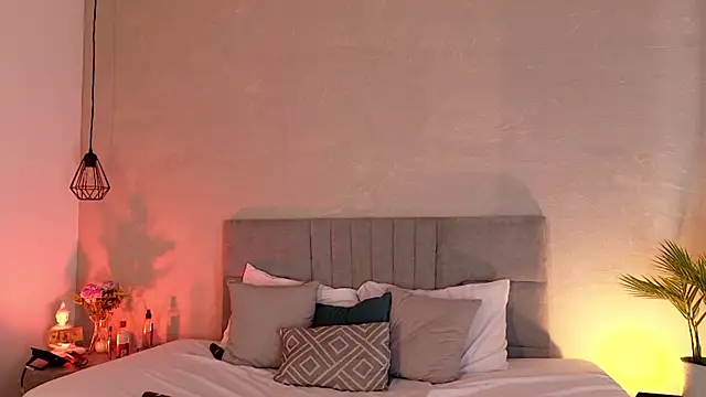 sophie rojas online show from May 28, 1:58 am