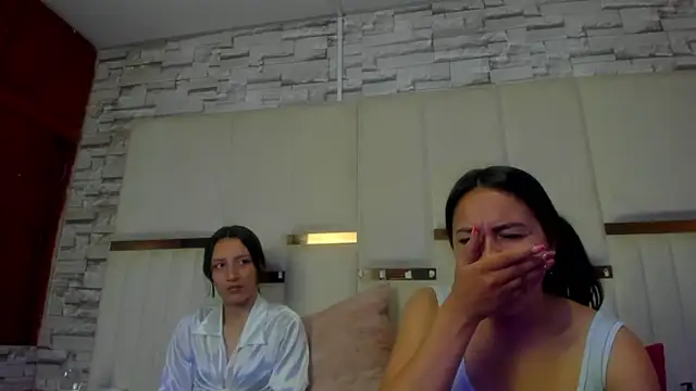 Snapshot of Scarleth_Rousse chatting on September 20, 3:54 pm Scarleth Rousse online show from September 20, 3:54 pm