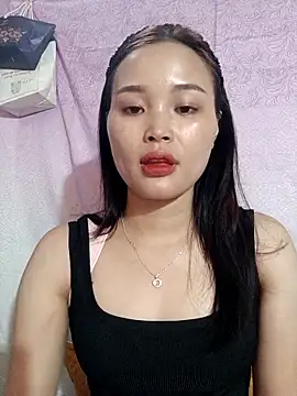 Lili lovely online show from October 9, 1:32 am