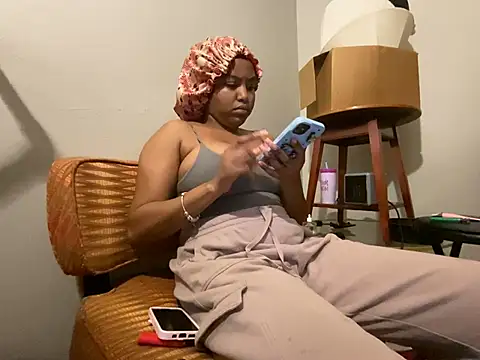 princesslivv online show from May 27, 5:48 am