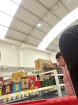 curvy diva  online show from April 1, 3:31 pm