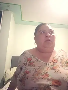 curvy diva  online show from January 13, 10:19 am