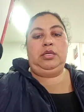 curvy diva  online show from December 3, 6:21 pm