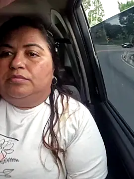 curvy diva  online show from March 8, 1:26 pm