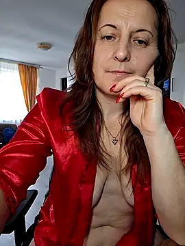 Fluturas2 online show from November 24, 7:10 am