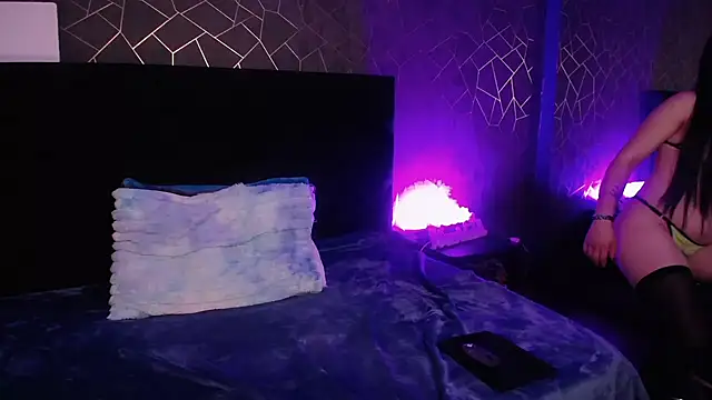 zoey stonee online show from December 4, 7:58 pm