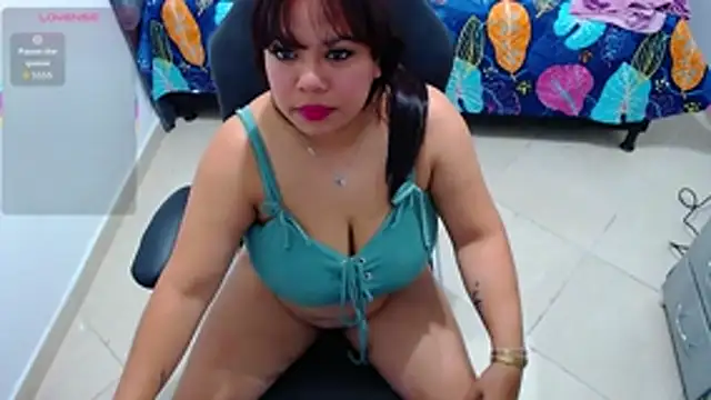 aynarakiss online show from November 8, 5:34 am