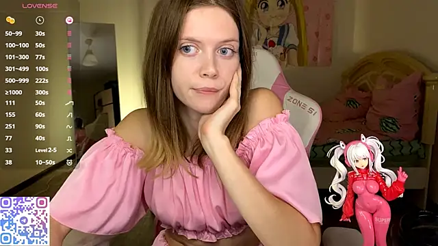 VibeQueenLucy online show from October 19, 3:47 pm