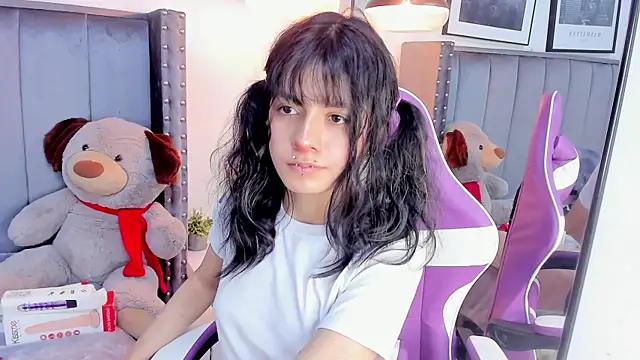 Miyu Komori online show from May 14, 8:36 pm