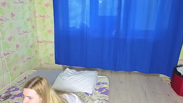 HelenMartines online show from June 29, 1:44 pm
