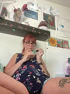 hotgirlkk1 online show from July 7, 12:57 am
