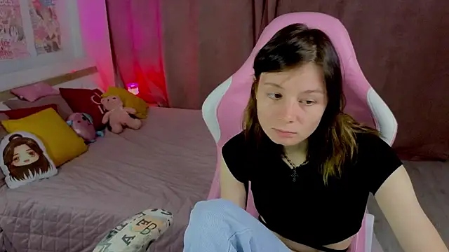EllinEverly online show from July 13, 8:20 pm