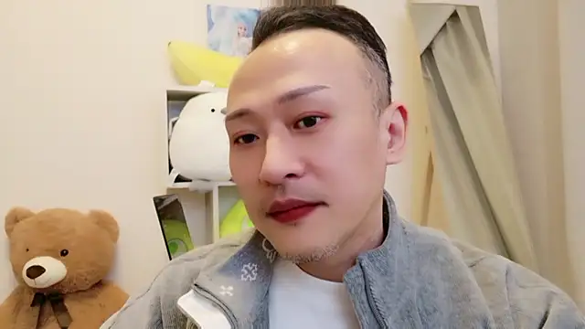 xox AI xox online show from April 29, 11:02 am