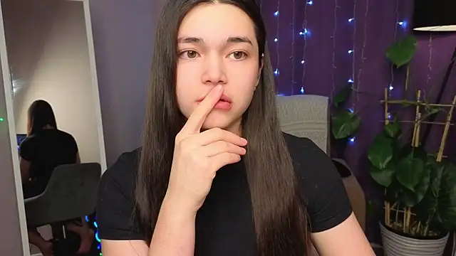 Albi Glow online show from January 7, 11:46 am