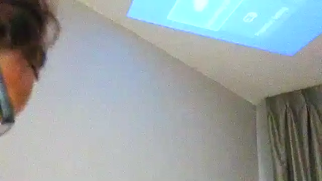 Snapshot of CinnaCakesss chatting on October 12, 12:13 am CinnaCakesss online show from October 12, 12:13 am