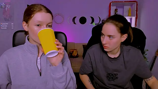 khloebeauty online show from March 19, 8:24 pm