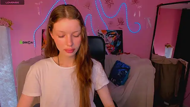 khloebeauty online show from June 3, 6:03 am