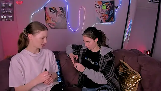 khloebeauty online show from January 17, 8:27 pm