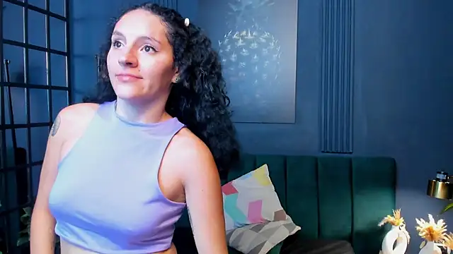 Snapshot of aliceandsia chatting on September 20, 3:16 am aliceandsia online show from September 20, 3:16 am