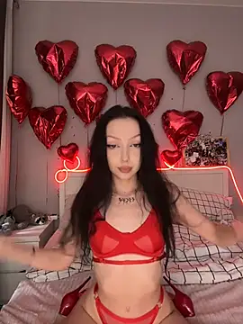Lina Thornton  online show from June 25, 2:07 pm