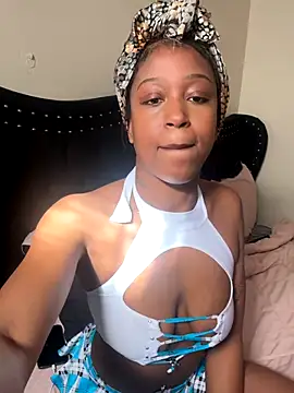 Realpr3ttydior online show from November 13, 3:55 pm