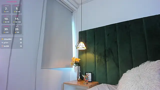 kittyy milk 001 online show from November 2, 9:29 pm