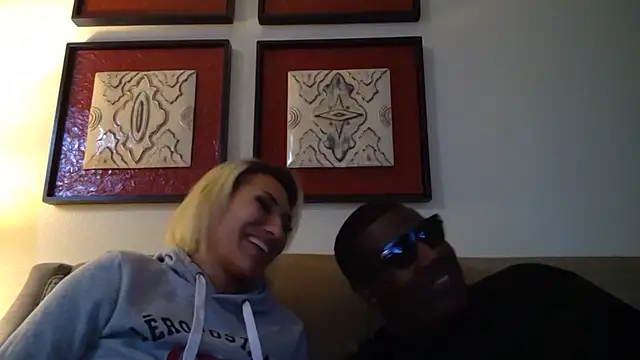 Freakyassdallascouple online show from November 16, 12:49 pm