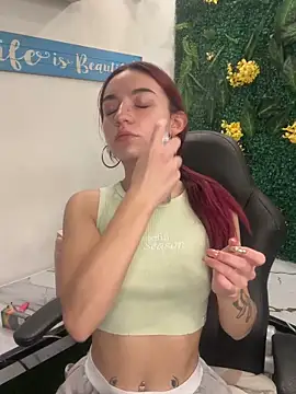 Red kytty6 online show from June 4, 1:33 am