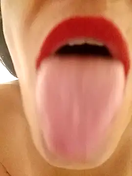 Snapshot of Gecenin_Kralicesi chatting on October 3, 6:35 pm Gecenin Kralicesi online show from October 3, 6:35 pm