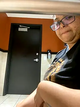 wishuhope4 online show from October 13, 7:16 pm