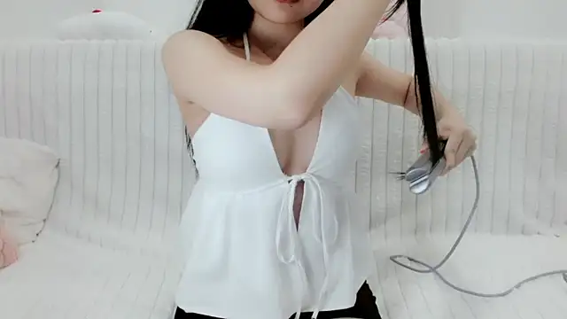 Emmahahaha17 online show from June 11, 3:20 pm