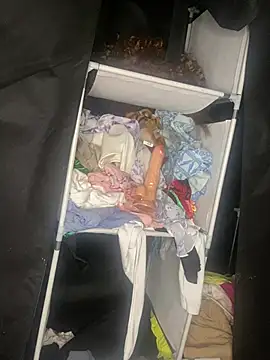 sexy-colombiana online show from February 17, 3:50 am