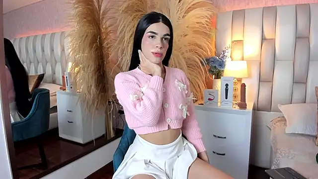 Valery Rosse   online show from October 12, 1:24 pm