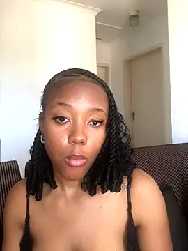 Snapshot of Sprinkle_Q chatting on September 17, 2:26 pm Sprinkle Q online show from September 17, 2:26 pm