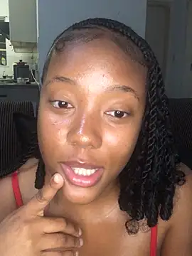 Snapshot of Sprinkle_Q chatting on September 15, 7:32 pm Sprinkle Q online show from September 15, 7:32 pm