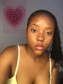 Snapshot of Sprinkle_Q chatting on October 4, 12:05 am Sprinkle Q online show from October 4, 12:05 am