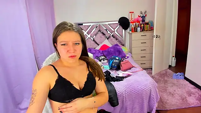 Luna Analya online show from November 17, 11:55 am