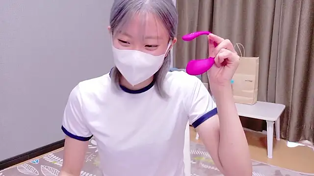 Nana  ch online show from October 31, 4:25 am